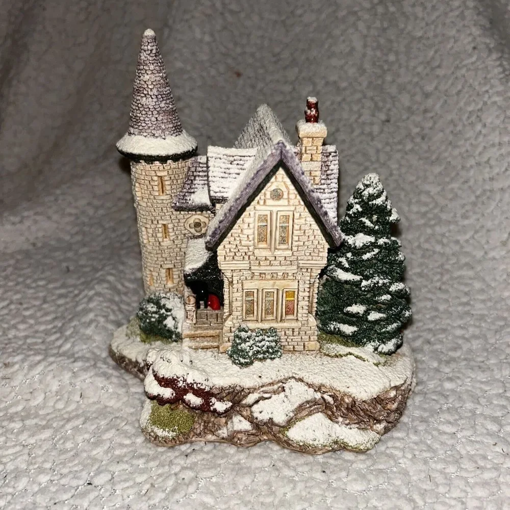 Lilliput Lane‎ - Highland Lodge (1992) - Christmas Lodge House Christmas